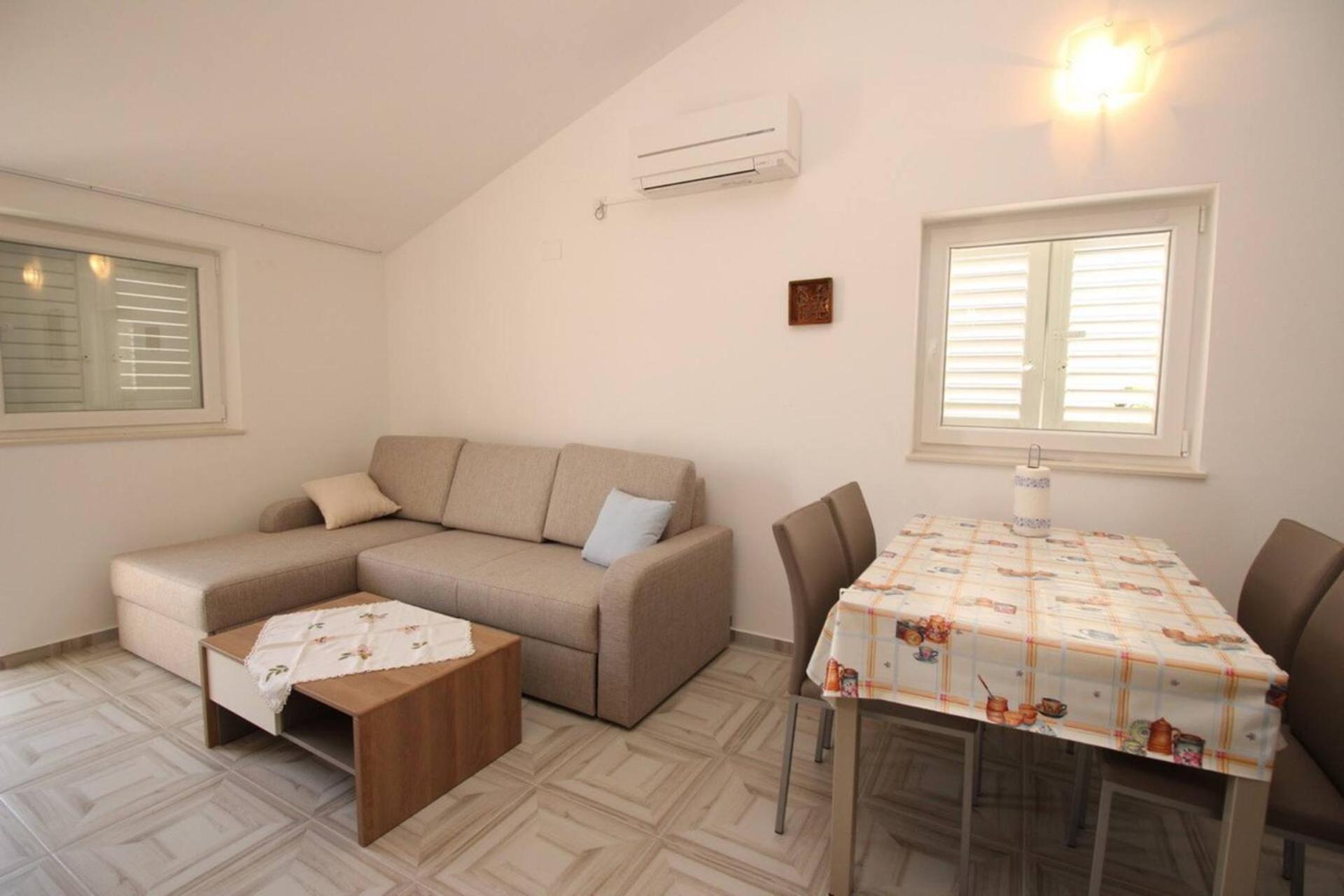 Apartments Vasilic-Cugalj-Smokvina Baška Екстериор снимка