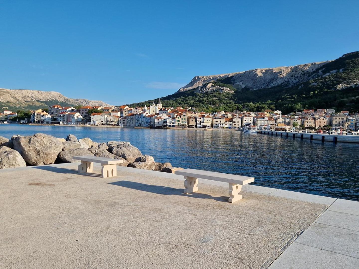 Apartments Vasilic-Cugalj-Smokvina Baška Екстериор снимка